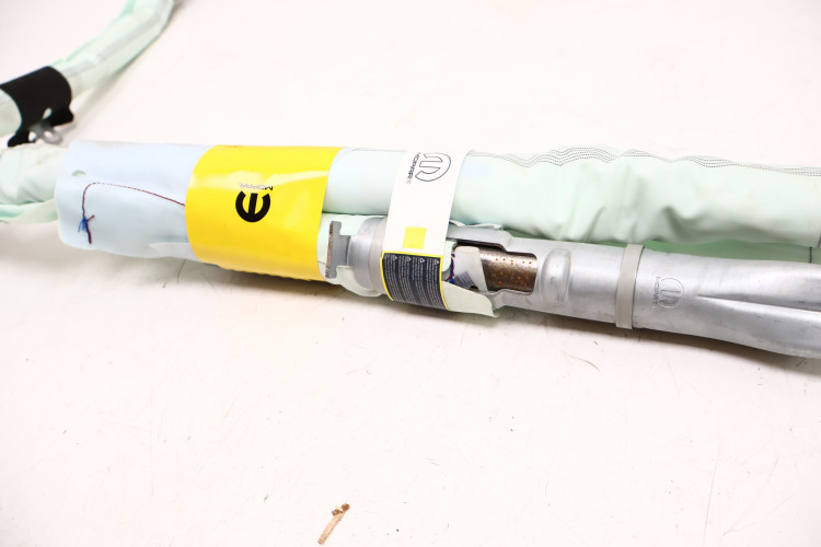 MASERATI LEVANTE KURTYNA AIRBAG PRAWY