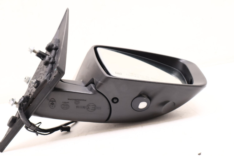 MASERATI LEVANTE LUSTERKO PRAWE 672 20 PIN