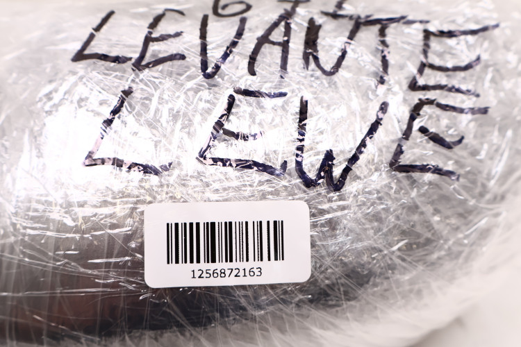 MASERATI LEVANTE LUSTERKO LEWE 672 18 PIN