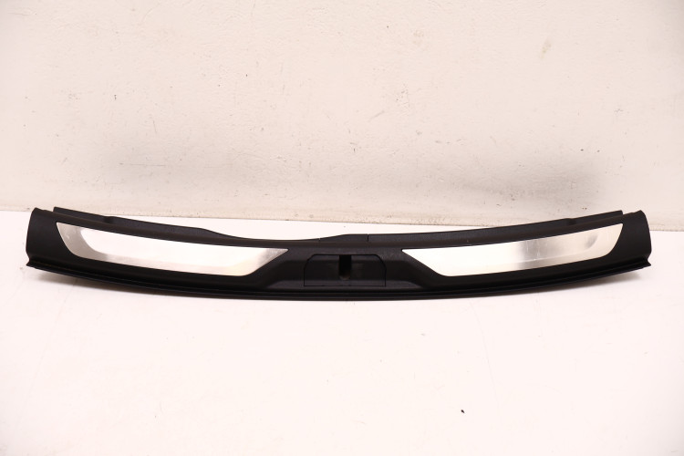 MASERATI LEVANTE OSŁONA PASA TYLNEGO