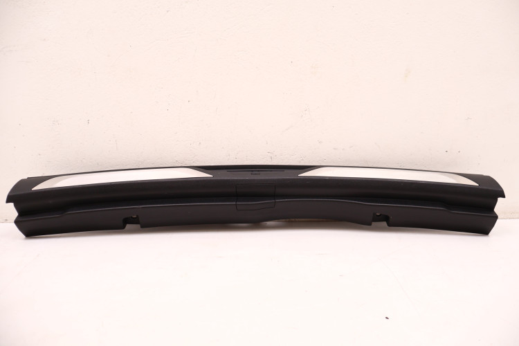 MASERATI LEVANTE OSŁONA PASA TYLNEGO