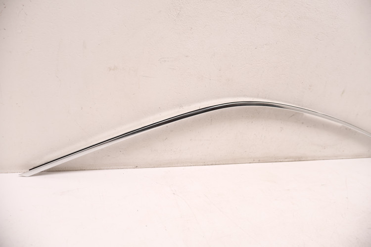 MASERATI LEVANTE LISTWA DACHOWA LEWA