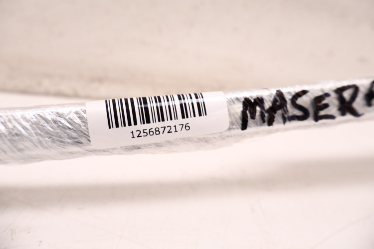 MASERATI LEVANTE LISTWA DACHOWA PRAWA