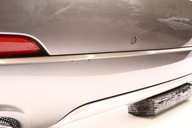 MASERATI LEVANTE ZDERZAK TYŁ 672