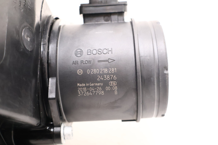 MASERATI LEVANTE 3.0 V6 OBUDOWA FILTRA POWIETRZA 72428344, 670101256, 280218281