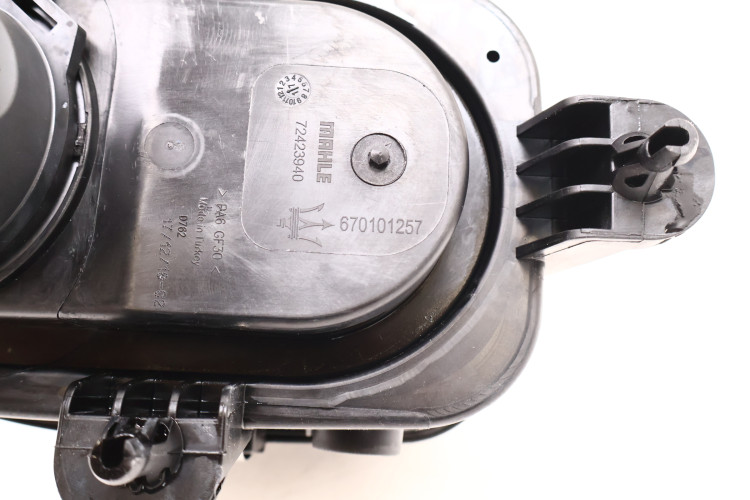 MASERATI LEVANTE 3.0 V6 OBUDOWA FILTRA POWIETRZA 670101257