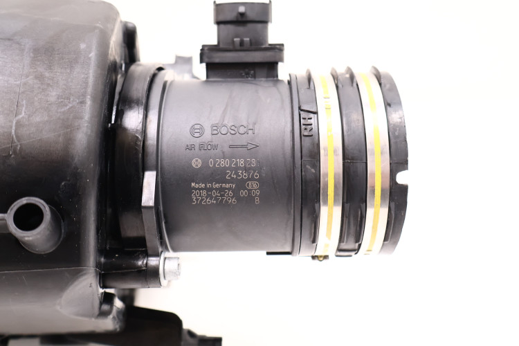 MASERATI LEVANTE 3.0 V6 OBUDOWA FILTRA POWIETRZA 670101257