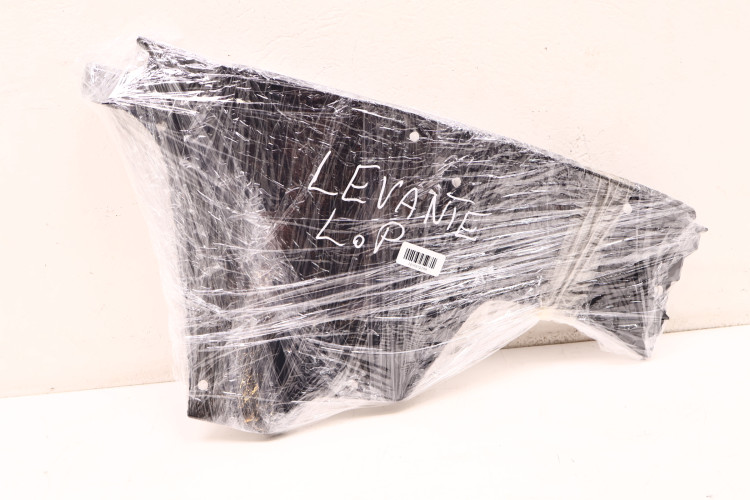 MASERATI LEVANTE 3.0 V6 OSŁONA PASA PRZEDNIEGO LEWA PRZÓD