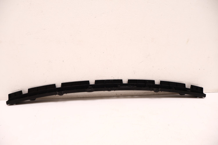 MASERATI LEVANTE ŚLIZG ZDERZAKA TYŁ 670032729