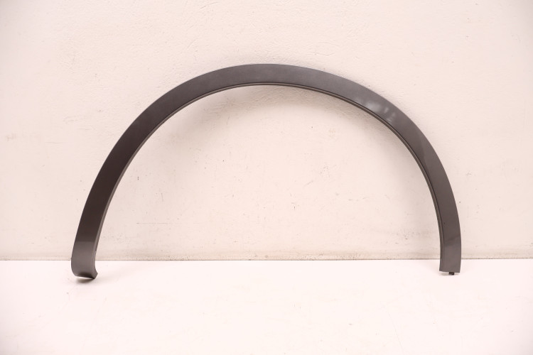 MASERATI LEVANTE LISTWA BŁOTNIKA LEWA TYŁ 672 670049027