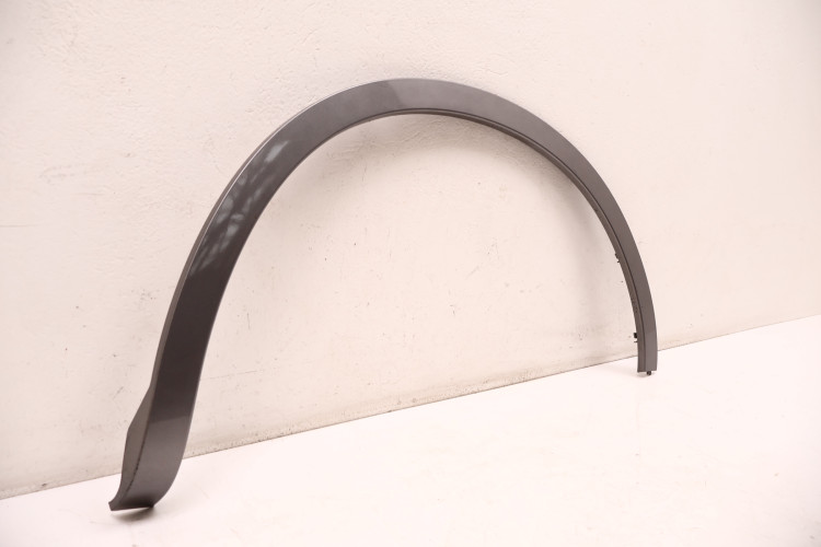 MASERATI LEVANTE LISTWA BŁOTNIKA LEWA TYŁ 672 670049027