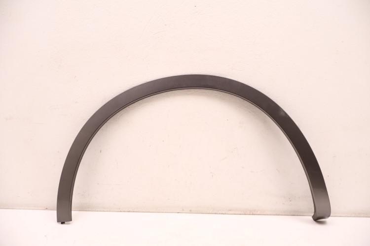 MASERATI LEVANTE LISTWA BŁOTNIKA PRAWA TYŁ 672 670049026