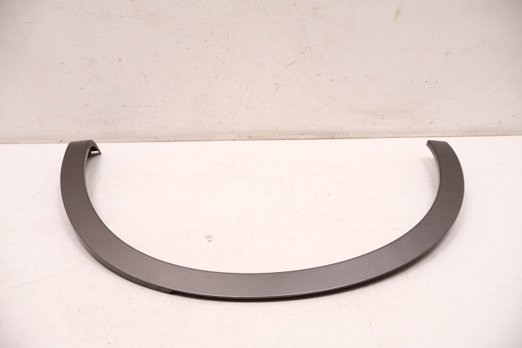 MASERATI LEVANTE LISTWA BŁOTNIKA PRAWA TYŁ 672 670049026