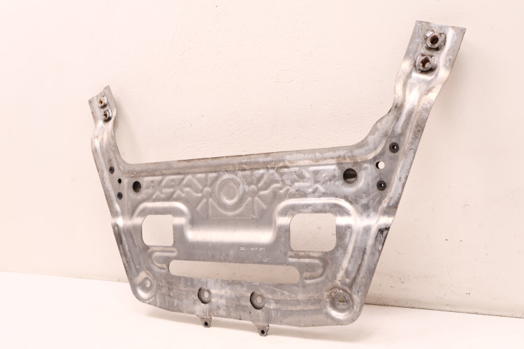 MASERATI LEVANTE 3.0 V6 WZMOCNIENIE SANEK PODŁUŻNICA DOLNA