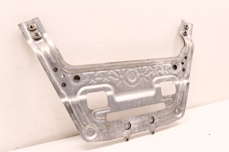 MASERATI LEVANTE 3.0 V6 WZMOCNIENIE SANEK PODŁUŻNICA DOLNA