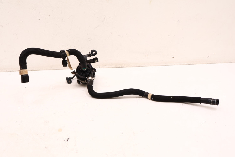 MASERATI LEVANTE 3.0 V6 POMPA WODY 670005347