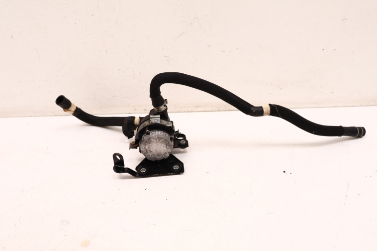 MASERATI LEVANTE 3.0 V6 POMPA WODY 670005347