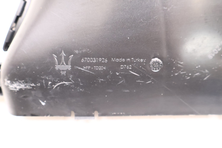 MASERATI LEVANTE 3.0 V6 WLOT DOLOT POWIETRZA LEWY 670031926