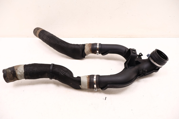 MASERATI LEVANTE 3.0 V6 RURA WĄŻ PRZEWÓD INTERCOOLERA 670039138