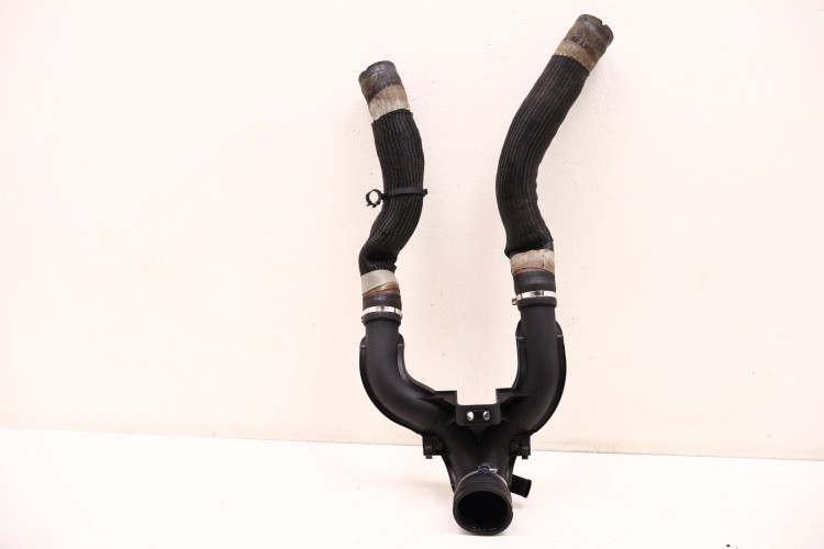 MASERATI LEVANTE 3.0 V6 RURA WĄŻ PRZEWÓD INTERCOOLERA 670039138