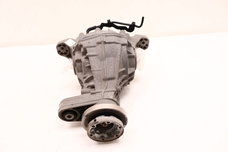 MASERATI LEVANTE 3.0 V6 DYFER MOST TYŁ 6700376850