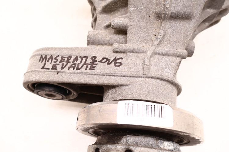 MASERATI LEVANTE 3.0 V6 DYFER MOST TYŁ 6700376850