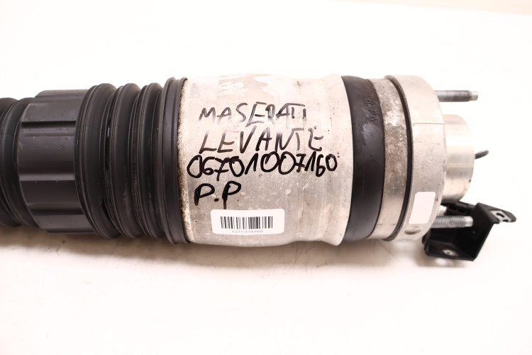 MASERATI LEVANTE AMORTYZATOR PRAWY PRZÓD 06701007160