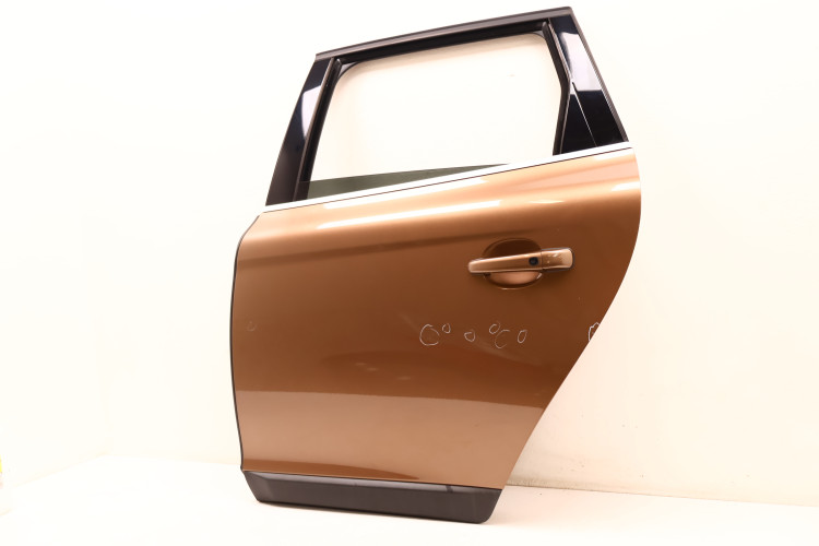 VOLVO XC60 I DRZWI LEWE TYŁ 494-46