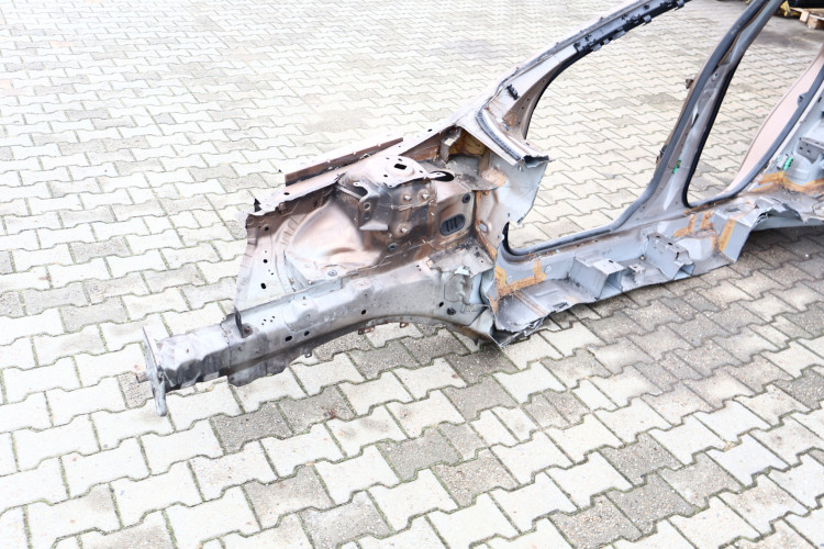 VOLVO XC60 I ĆWIARTKA PRAWA PRZÓD