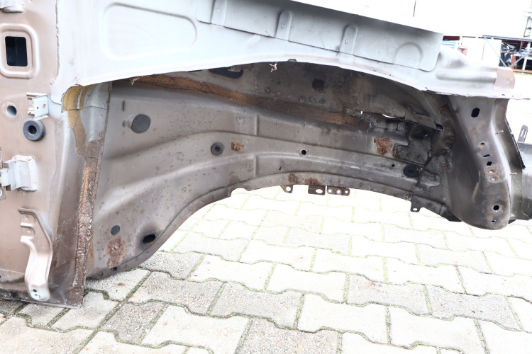 VOLVO XC60 I ĆWIARTKA PRAWA PRZÓD