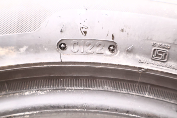 OPONA TRIANGLE ADVANTEX TC101 215/55R17 98 W