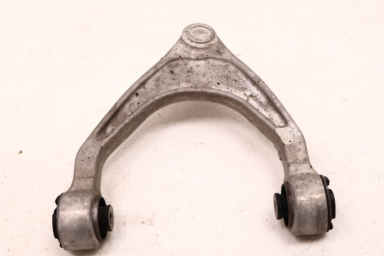 MASERATI LEVANTE 3.0 V6 WAHACZ LEWY PRZÓD 6700319950