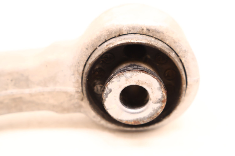 MASERATI LEVANTE 3.0 V6 WAHACZ LEWY PRZÓD 6700319950