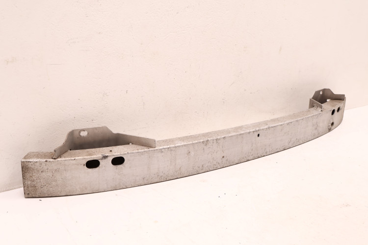 MASERATI LEVANTE BELKA ZDERZAKA TYŁ