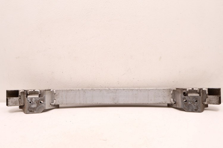 MASERATI LEVANTE BELKA ZDERZAKA TYŁ