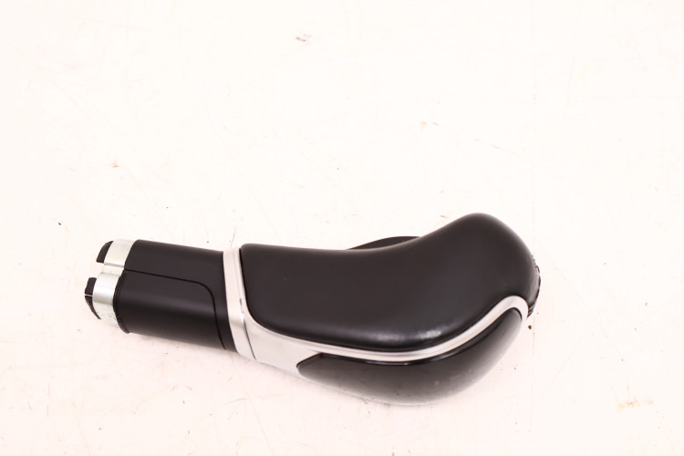 MASERATI LEVANTE GAŁKA ZMIANY BIEGÓW