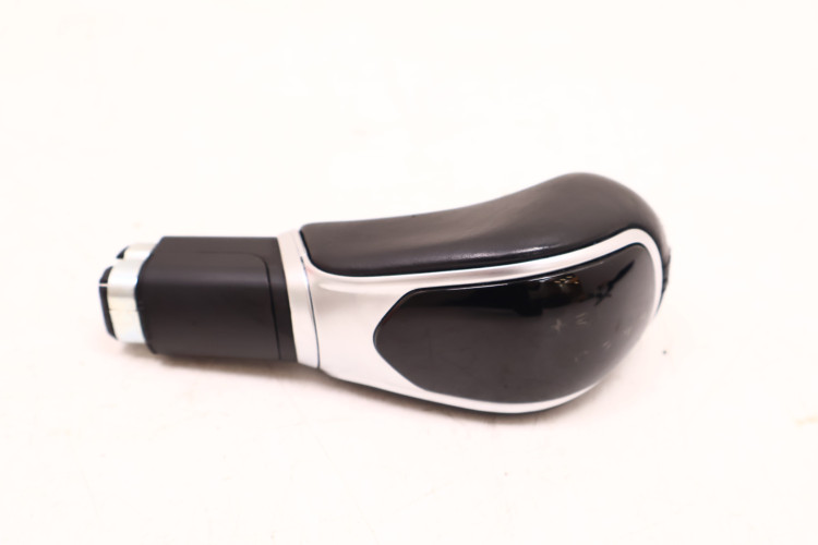 MASERATI LEVANTE GAŁKA ZMIANY BIEGÓW