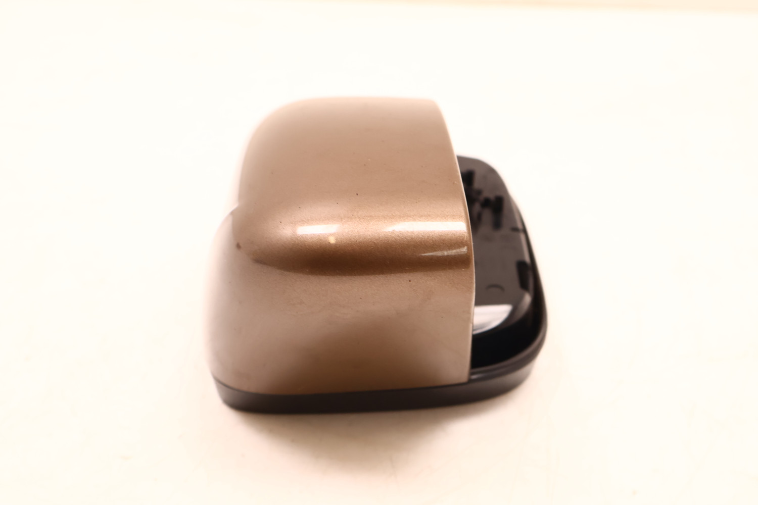 VOLVO XC60 I OBUDOWA LUSTERKA LEWA 494-46