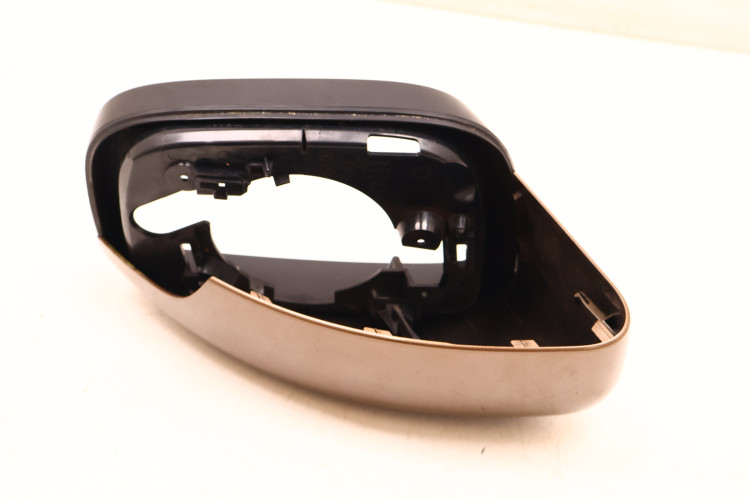 VOLVO XC60 I OBUDOWA LUSTERKA LEWA 494-46