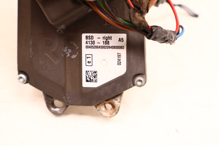 VOLVO XC60 I KAMERA LUSTERKA PRAWA 4130-188