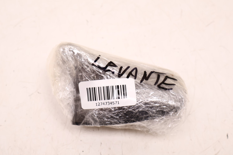 MASERATI LEVANTE PŁETWA ANTENA DACHOWA 670076133