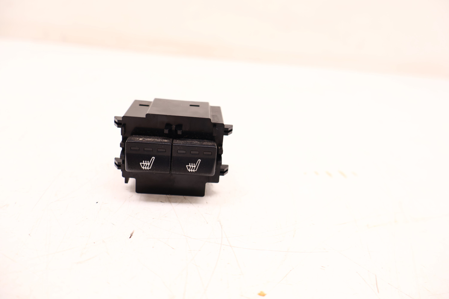 VOLVO XC60 I PANEL PRZYCISK PODGRZEWANIA FOTELI 31288012