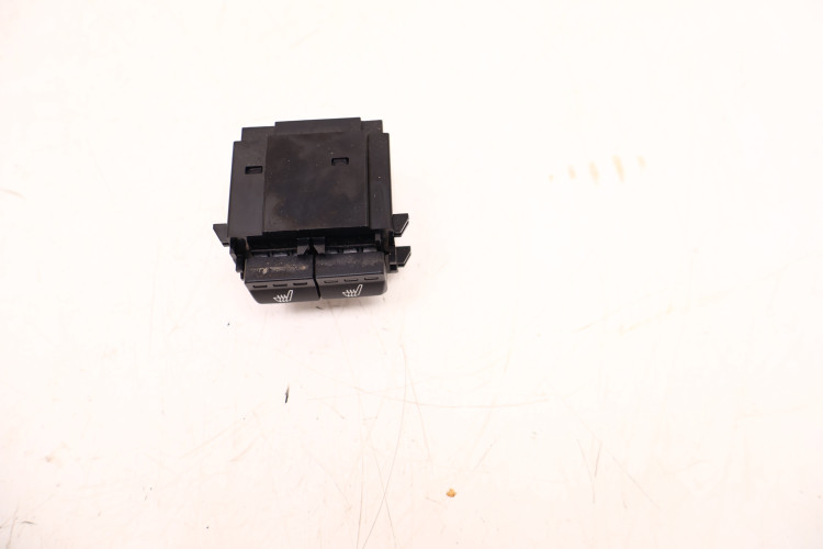 VOLVO XC60 I PANEL PRZYCISK PODGRZEWANIA FOTELI 31288012