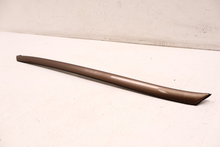 VOLVO XC60 I LISTWA SZYBY CZOŁOWEJ PRAWA 30784798 494-46