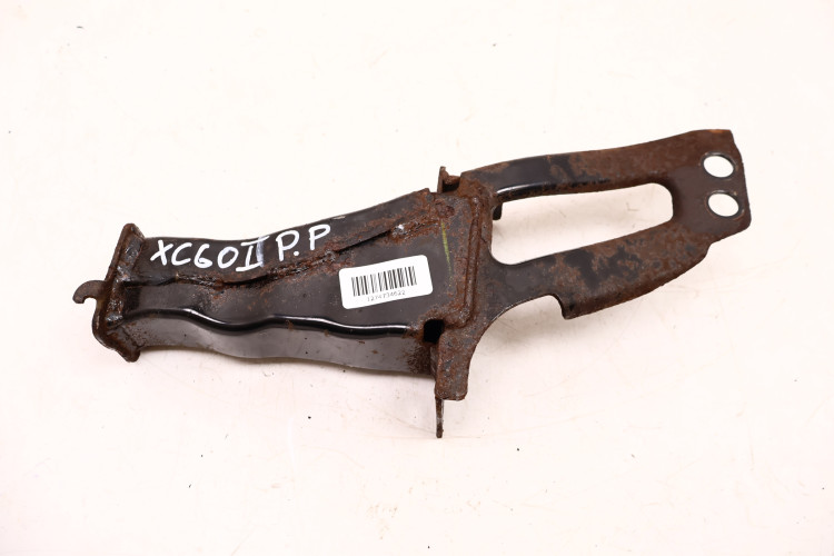 VOLVO XC60 I STREFA ZGNIOTU PRAWA PRZÓD