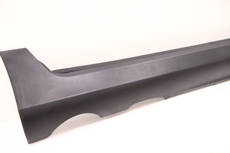 VOLVO XC60 I LISTWA PROGOWA PRAWA 30744868