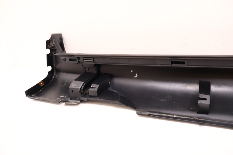 VOLVO XC60 I LISTWA PROGOWA PRAWA 30744868