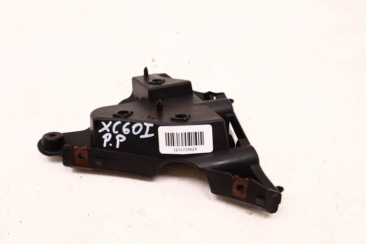 VOLVO XC60 I ŚLIZG ZDERZAKA PRAWY PRZÓD 30764619