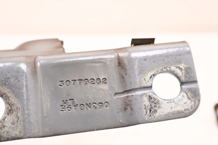 VOLVO XC60 I ZAWIASY MASKI 494-46 30779283, 30779282