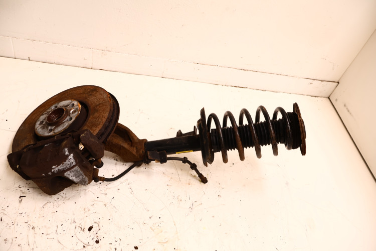 VOLVO XC60 I 2.4D MCPHERSON PRAWY PRZÓD 31277627